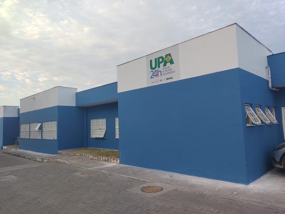 Fachada da unidade recebeu nova pintura